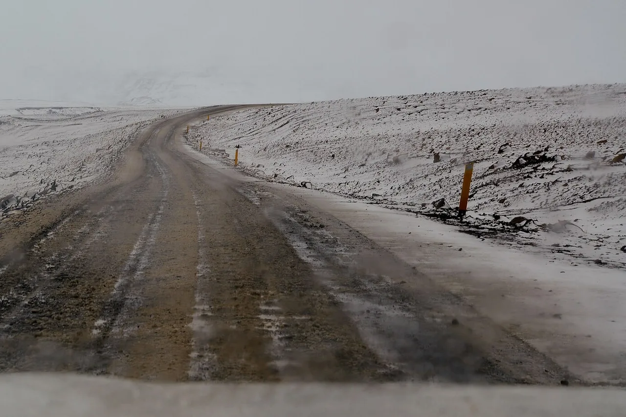 Campervan or 4x4 in Iceland: the wrong question