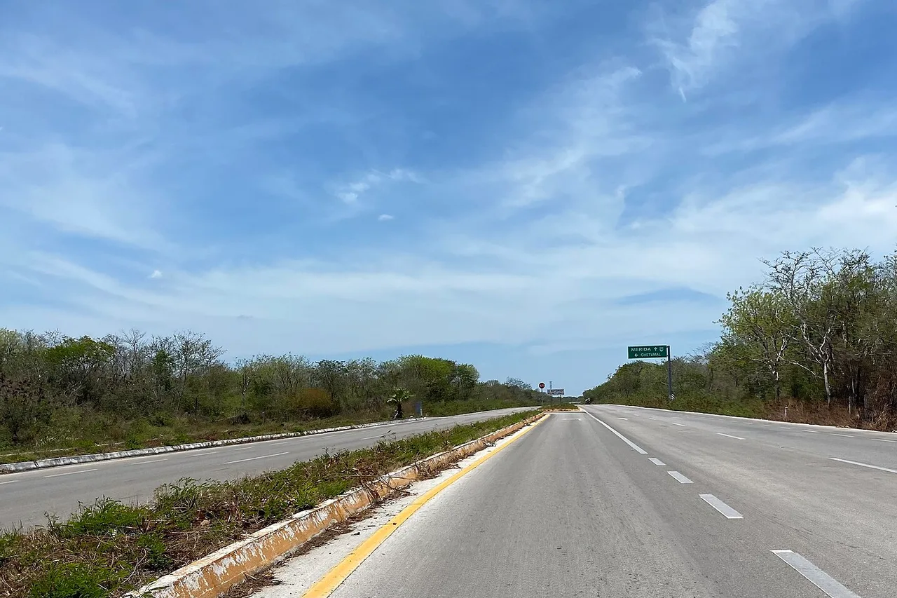 Mietwagen Yucatán: Kosten, Haftpflicht, Kaution, Topes
