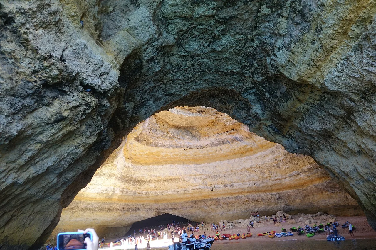 The Algarve in 5 days: beaches, villages and the right pace
