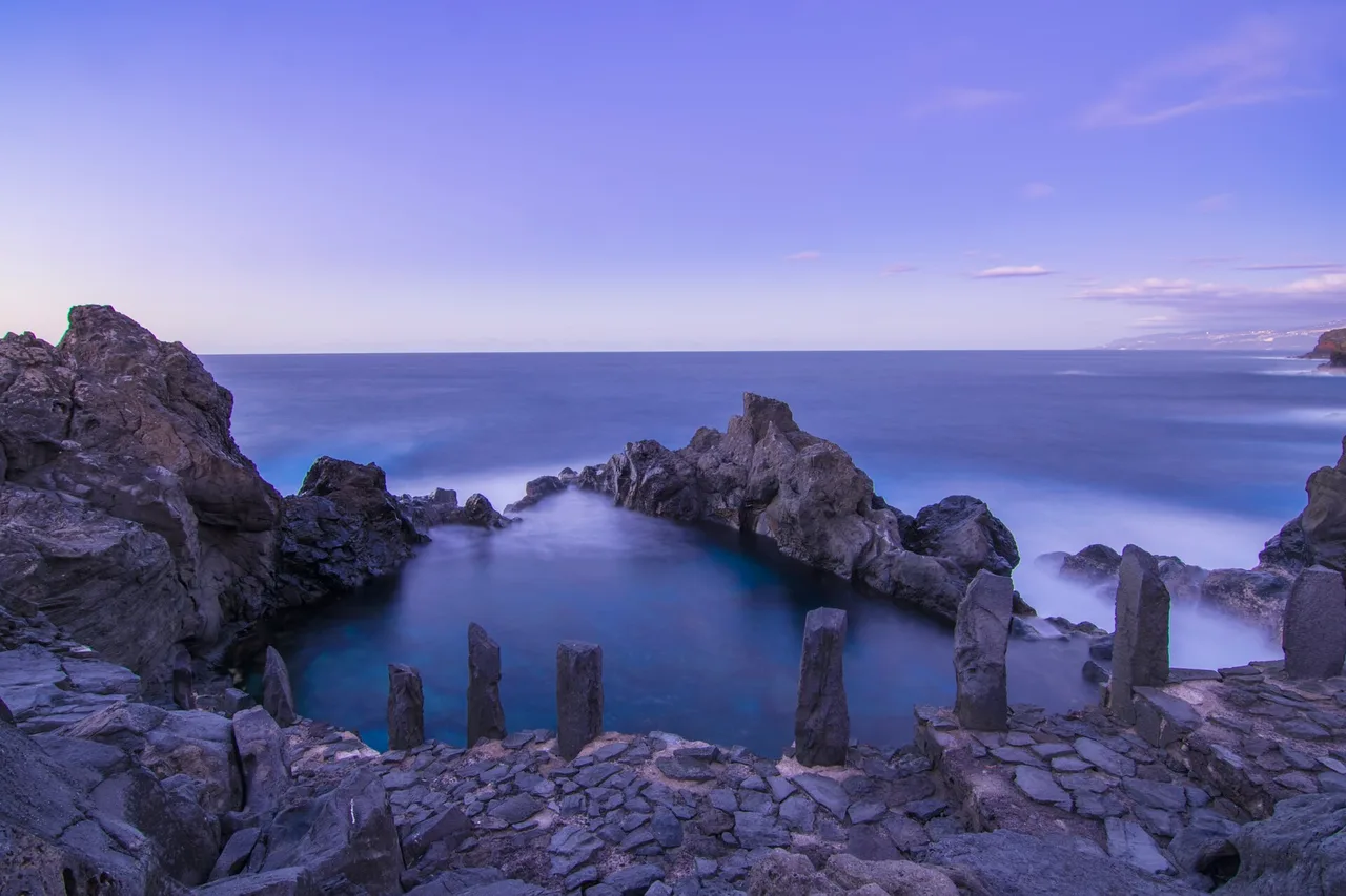 Basin lav dan aswar lor lakot San Juan de la Rambla, Tenerife