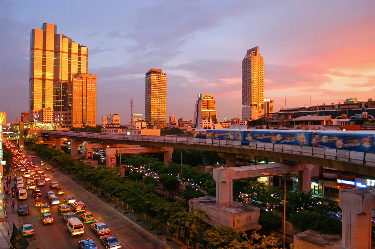Wo in Bangkok übernachten: die Linie entscheidet